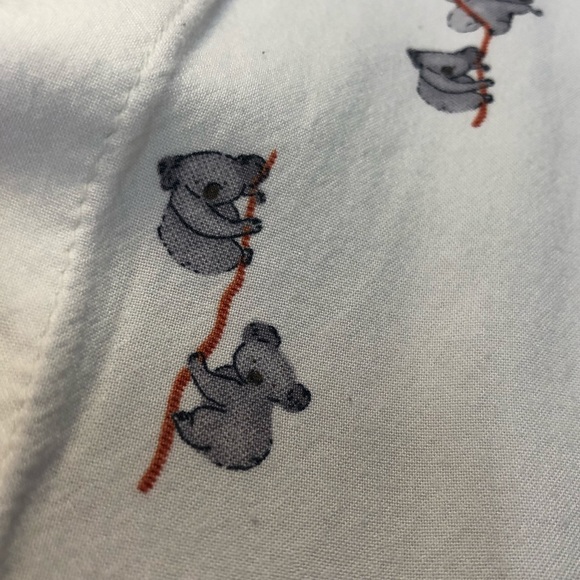 koala button up 🐨 - Picture 2 of 3